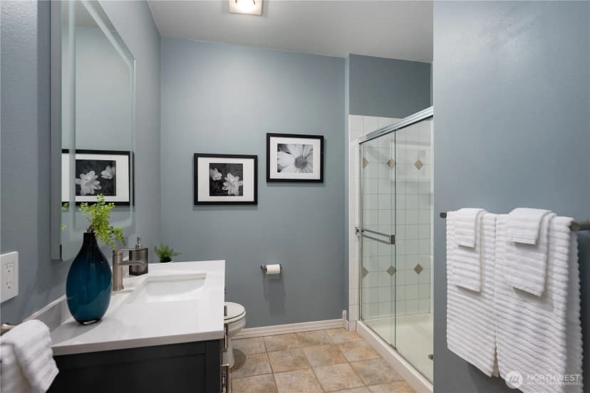 Property photo for 9702 S 230th Place, Kent photo 14