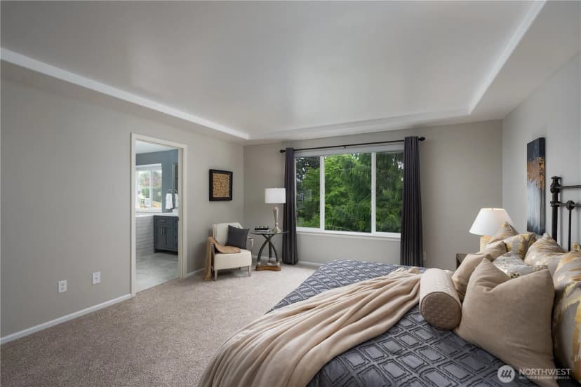 Property photo for 9702 S 230th Place, Kent photo 16