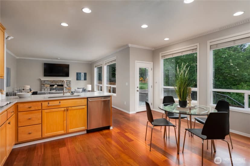 Property photo for 9702 S 230th Place, Kent photo 11