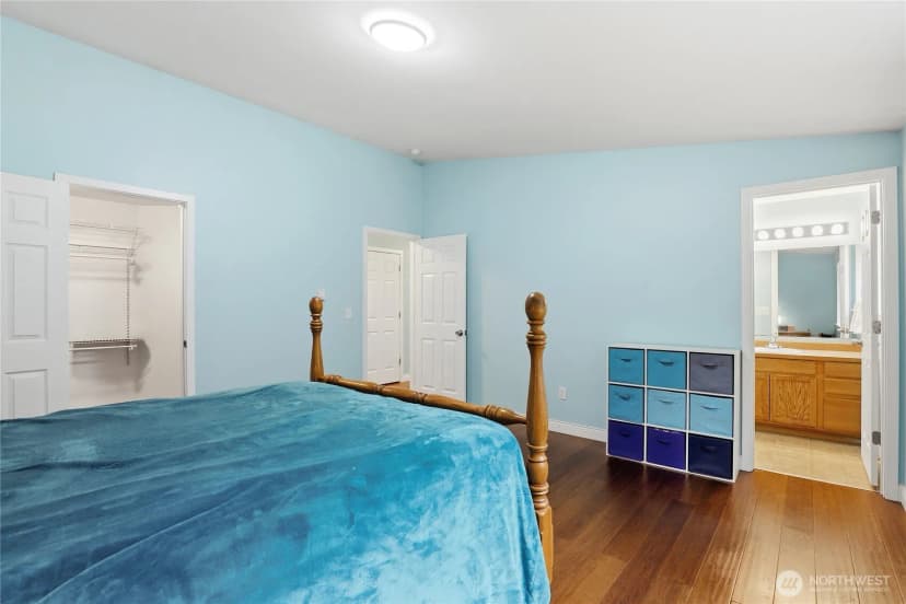 Property photo for 463 Meadowood Drive W, Seabeck photo 12