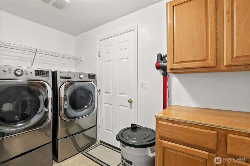 Property photo for 463 Meadowood Drive W, Seabeck photo 10