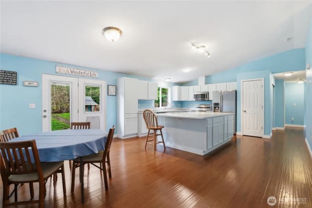 Property photo for 463 Meadowood Drive W, Seabeck photo 5