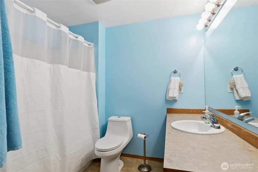 Property photo for 463 Meadowood Drive W, Seabeck photo 16