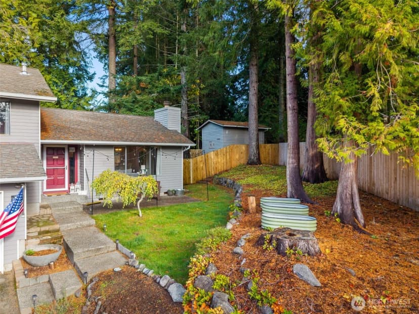 Property photo for 7237 Harvard Court Nw, Bremerton photo 5