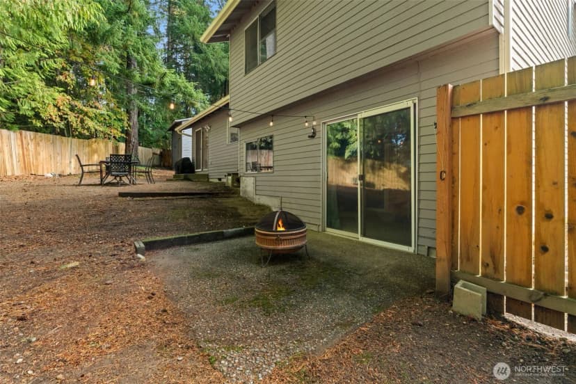 Property photo for 7237 Harvard Court Nw, Bremerton photo 24