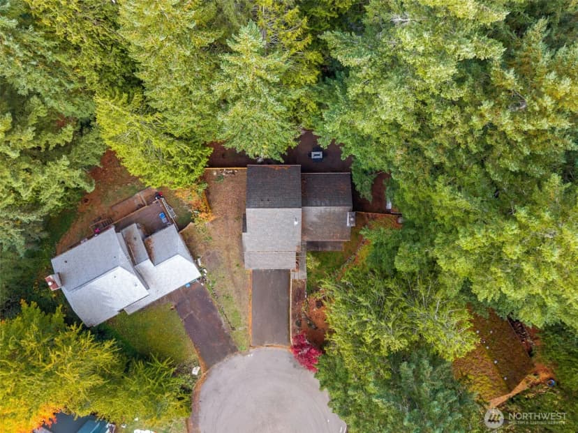 Property photo for 7237 Harvard Court Nw, Bremerton photo 4