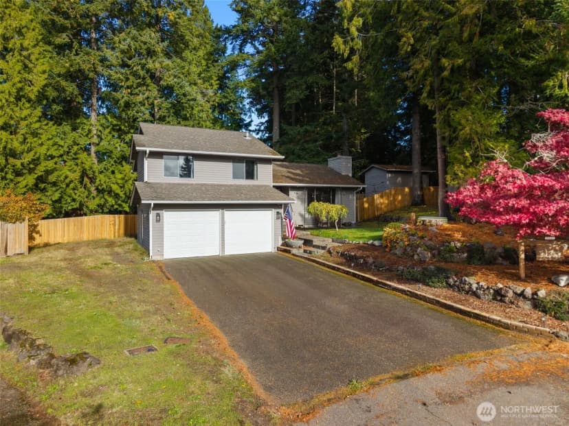 Property photo for 7237 Harvard Court Nw, Bremerton photo 2