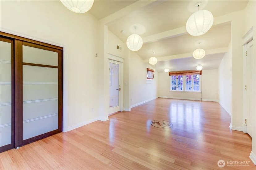 Property photo for 1313 Washington Street, Sumner photo 16
