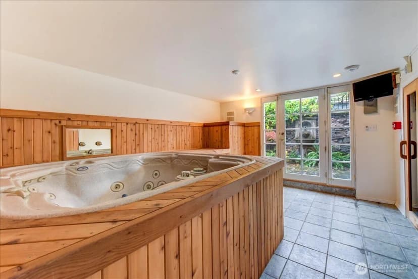 Property photo for 1313 Washington Street, Sumner photo 37