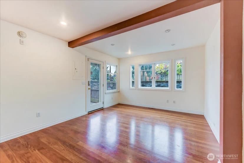 Property photo for 1313 Washington Street, Sumner photo 8