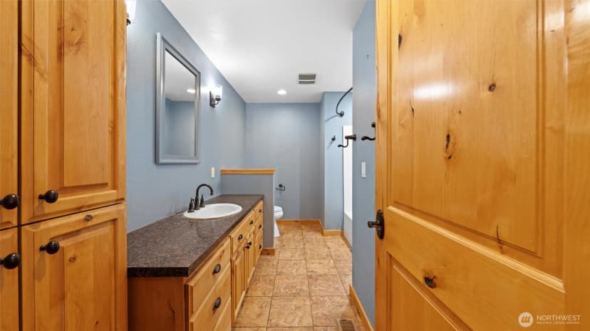 Property photo for 109 Cold Spring Lane, Dayton photo 13