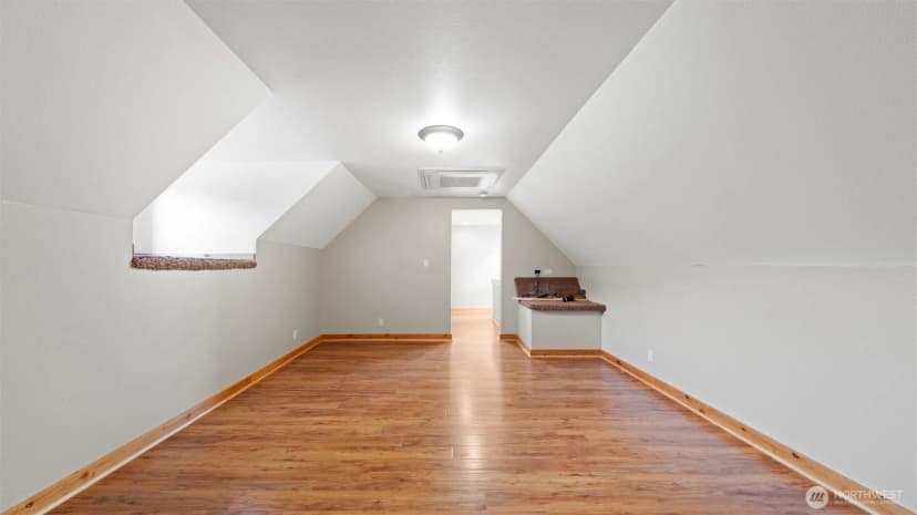 Property photo for 109 Cold Spring Lane, Dayton photo 17