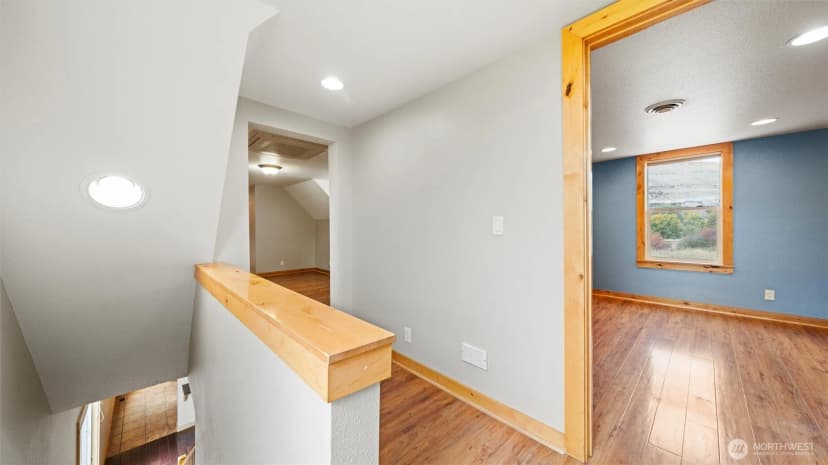 Property photo for 109 Cold Spring Lane, Dayton photo 16