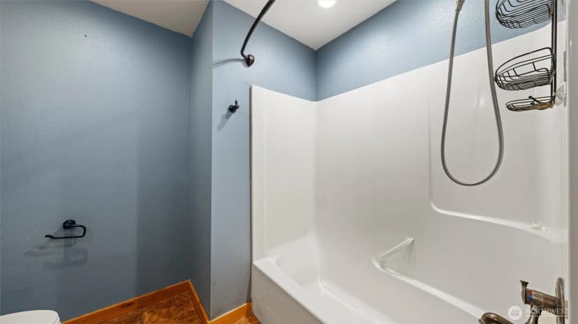 Property photo for 109 Cold Spring Lane, Dayton photo 14