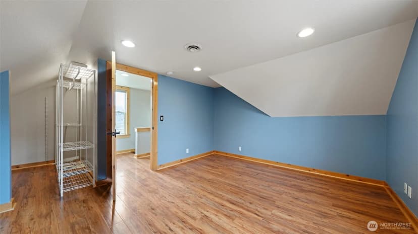 Property photo for 109 Cold Spring Lane, Dayton photo 23