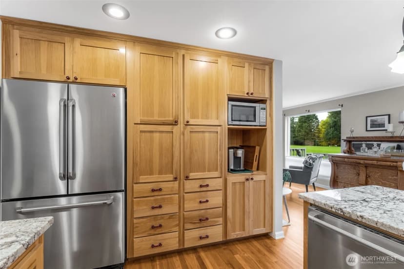 Property photo for 6524 Ne 171st Place, Kenmore photo 12