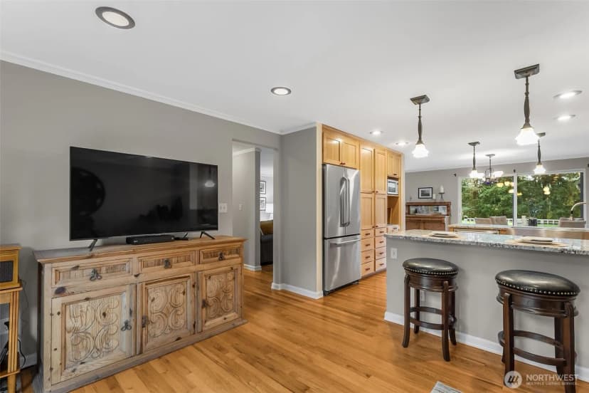 Property photo for 6524 Ne 171st Place, Kenmore photo 16