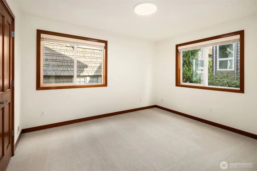 Property photo for 1915 9th Avenue W, Seattle photo 21