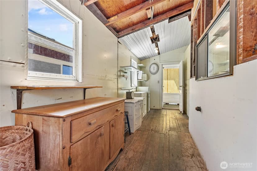 Property photo for 917 13th Street, Bellingham photo 34
