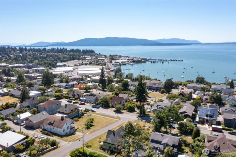 Property photo for 917 13th Street, Bellingham photo 40