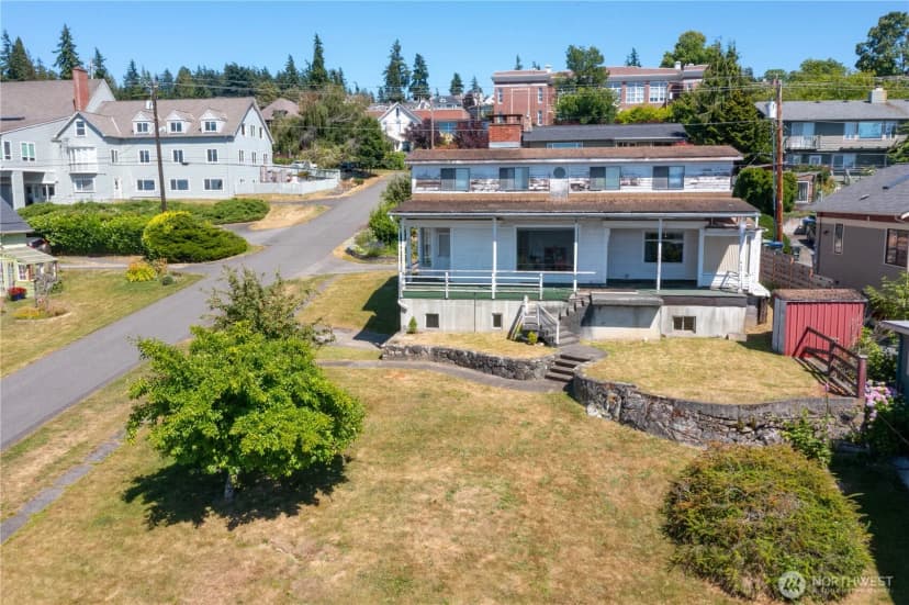 Property photo for 917 13th Street, Bellingham photo 11