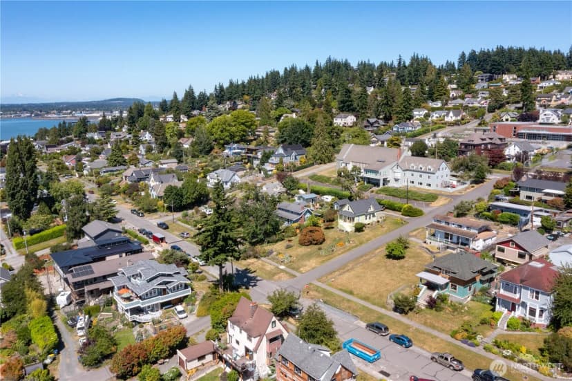 Property photo for 917 13th Street, Bellingham photo 38