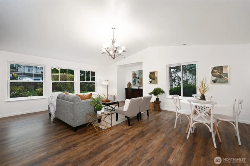Property photo for 15970 82nd Place Ne, Kenmore photo 6