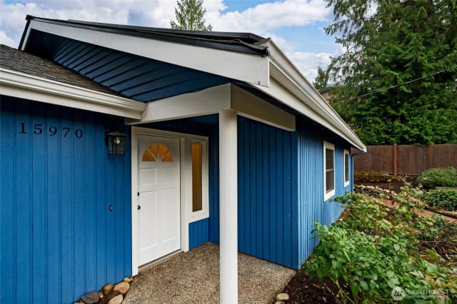 Property photo for 15970 82nd Place Ne, Kenmore photo 4