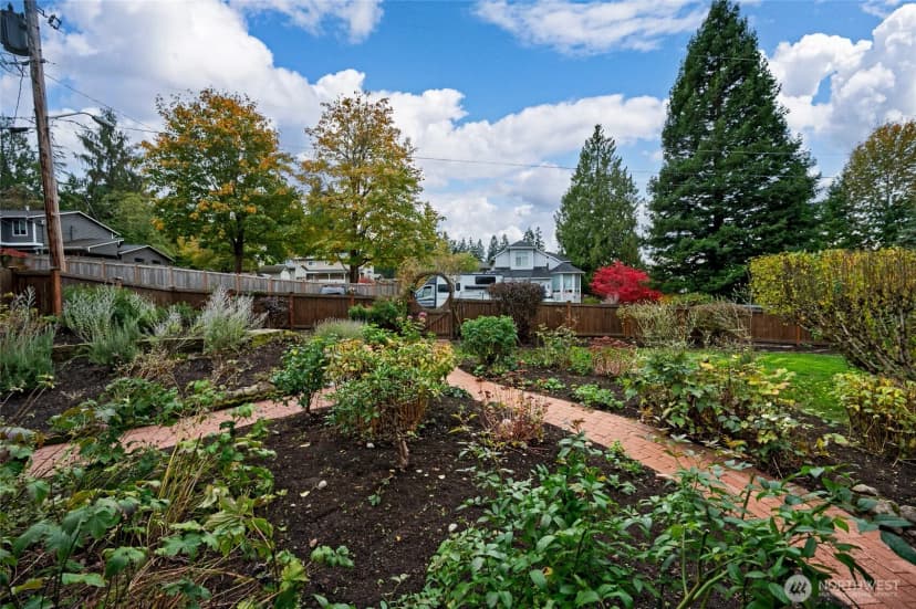 Property photo for 15970 82nd Place Ne, Kenmore photo 19