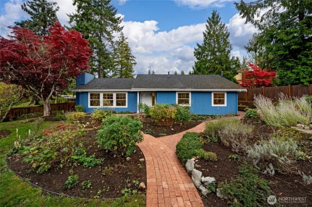 Property photo for 15970 82nd Place Ne, Kenmore