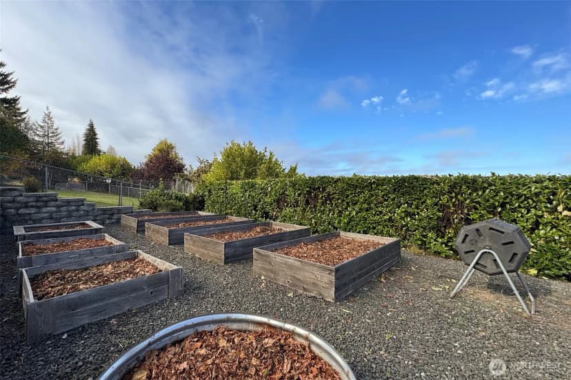 Property photo for 631 Park Avenue, Port Angeles photo 33