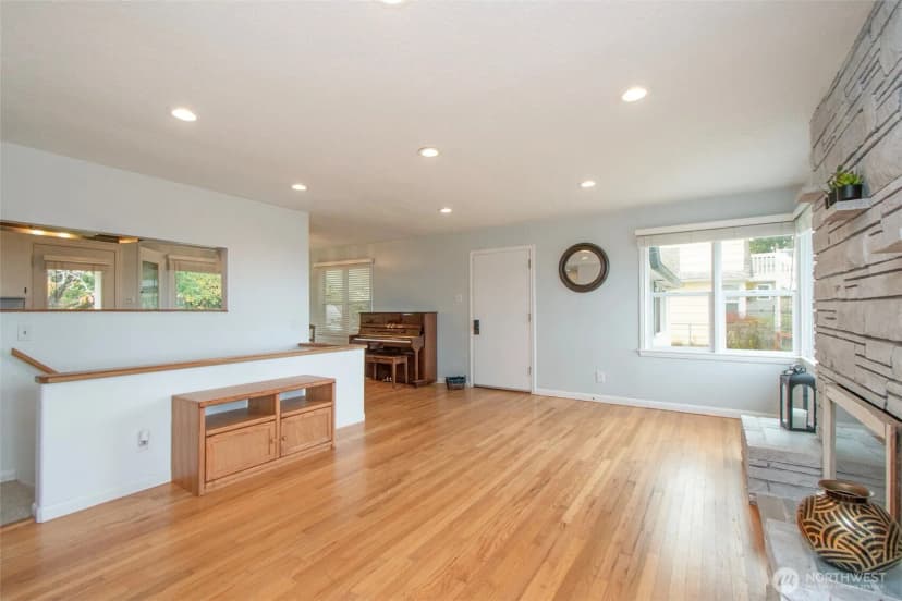 Property photo for 631 Park Avenue, Port Angeles photo 8