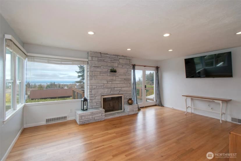 Property photo for 631 Park Avenue, Port Angeles photo 5