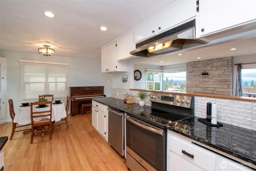 Property photo for 631 Park Avenue, Port Angeles photo 15