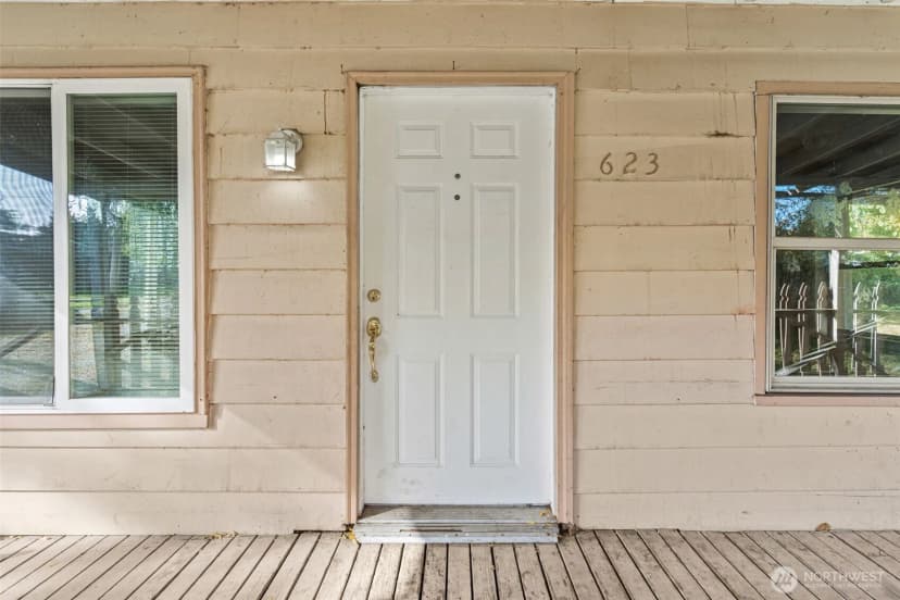 Property photo for 623 Jefferson Street, Centralia photo 4