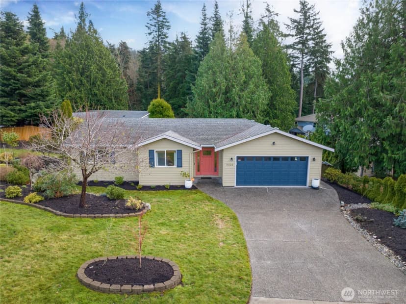 Property photo for 4429 Bryce Drive, Anacortes photo 2