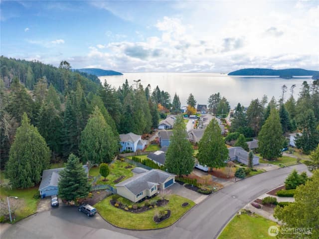 Property photo for 4429 Bryce Drive, Anacortes photo 4