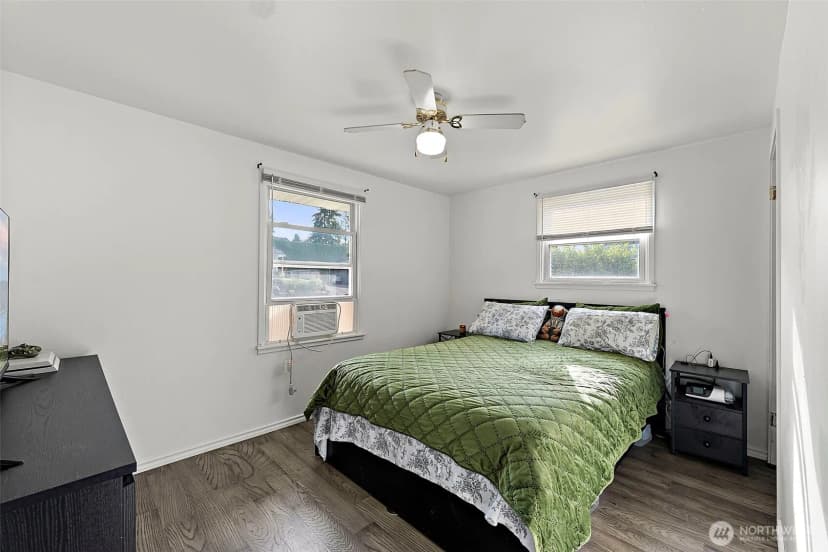 Property photo for 3221 Solie Avenue, Bremerton photo 12