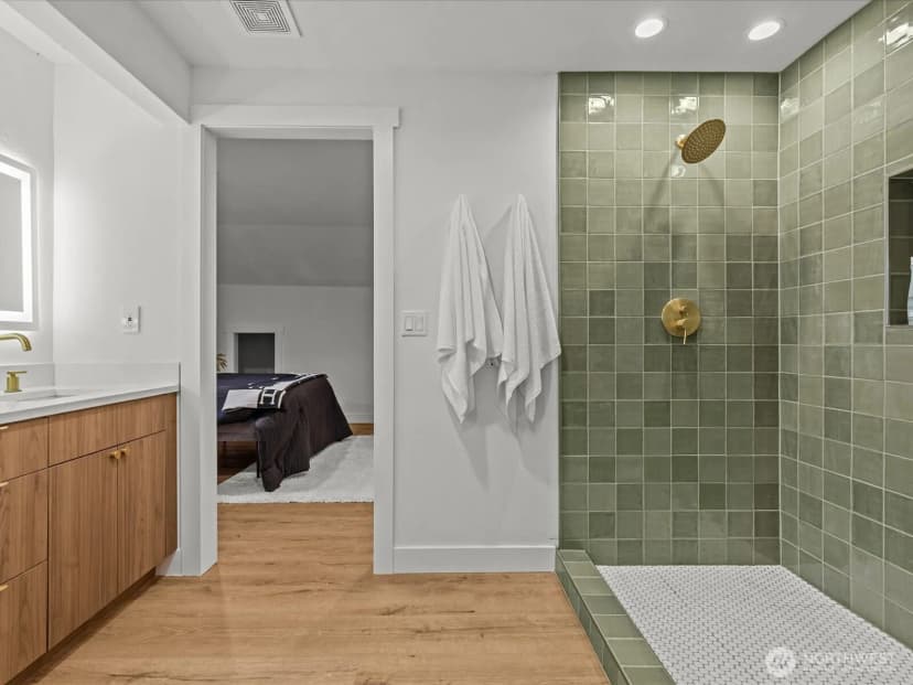 Property photo for 19104 17th Avenue Nw, Shoreline photo 27