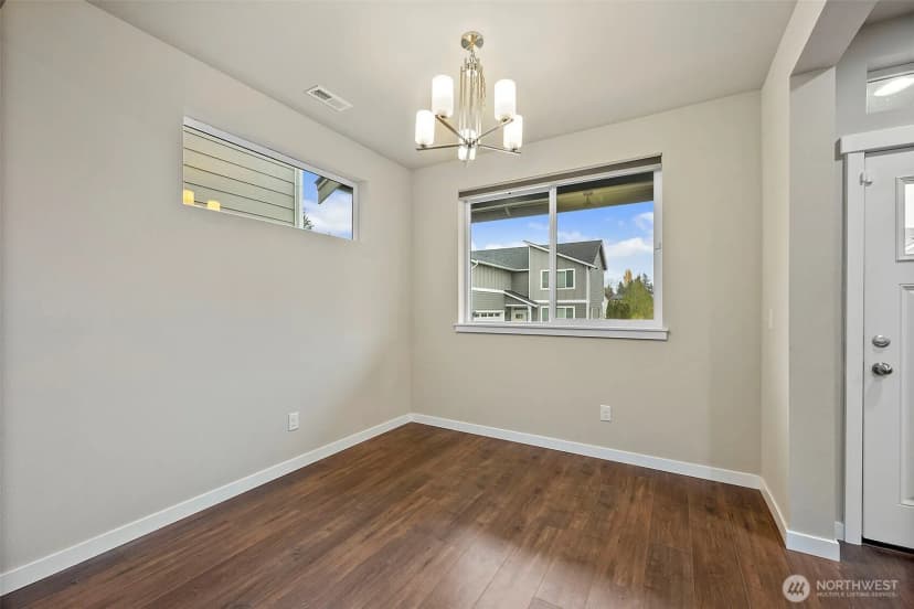 Property photo for 2585 Filbert Avenue, Bremerton photo 9