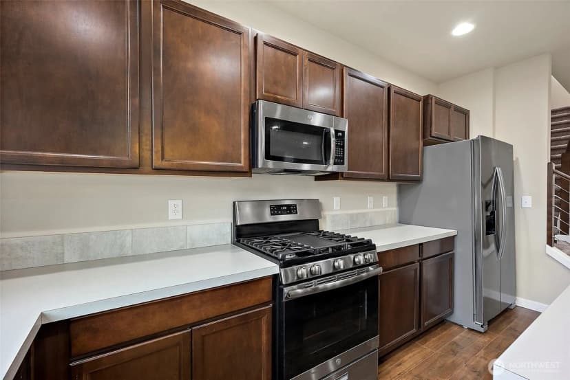 Property photo for 2585 Filbert Avenue, Bremerton photo 5