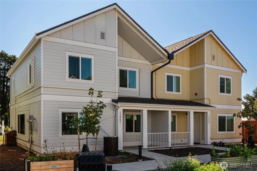 Property photo for 13847 32nd Lane S, Tukwila