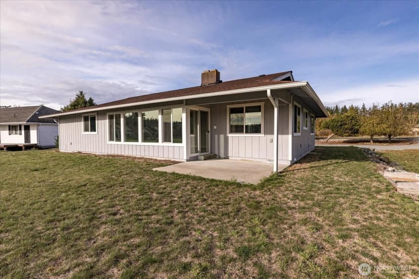 Property photo for 2312 Fairway Lane, Oak Harbor photo 7