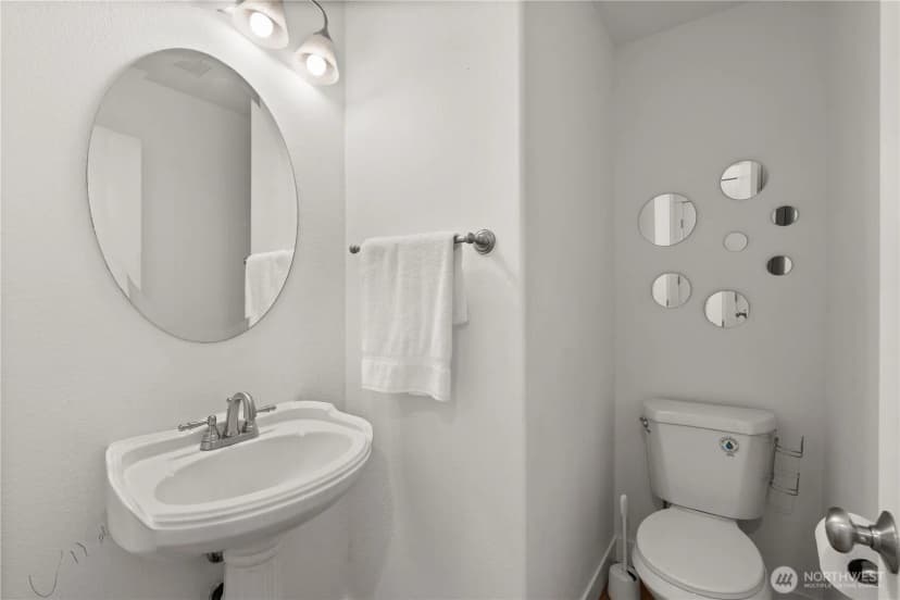 Property photo for 6211 18th Avenue Sw, Olympia photo 16