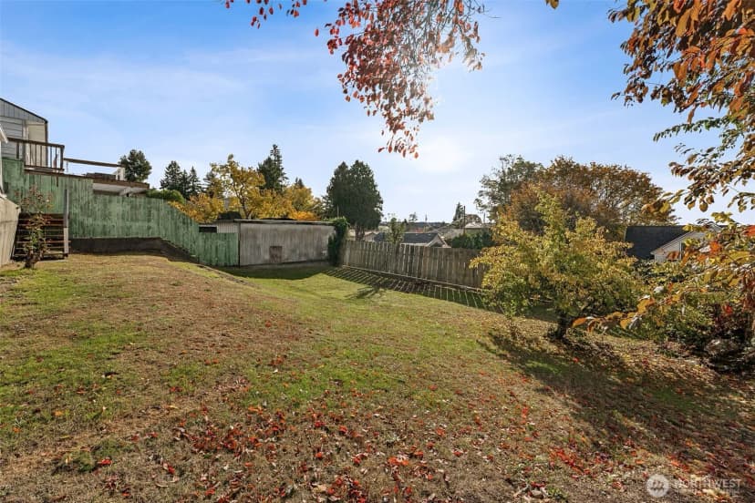 Property photo for 2013 E 16th Street, Bremerton photo 26