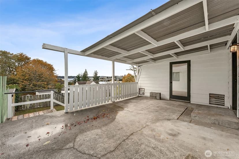 Property photo for 2013 E 16th Street, Bremerton photo 15