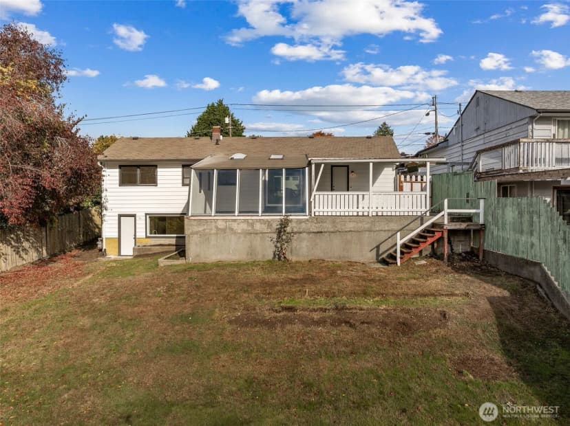 Property photo for 2013 E 16th Street, Bremerton photo 25