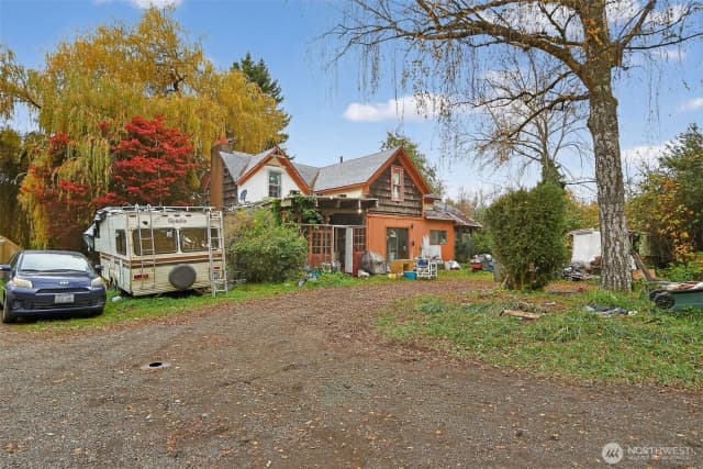Property photo for 11941 Schold Road Nw, Silverdale photo 2