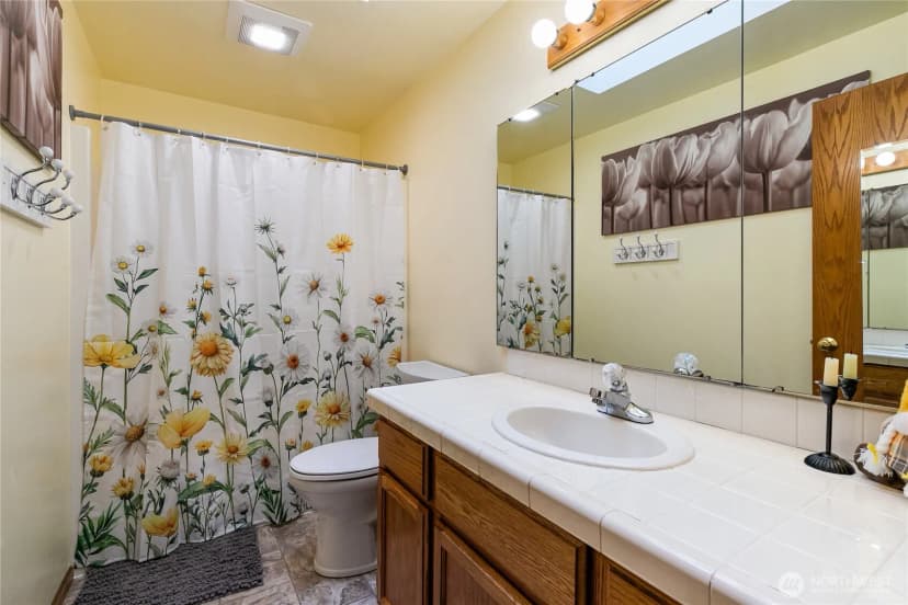 Property photo for 1136 N Cascade Court, Lynden photo 32