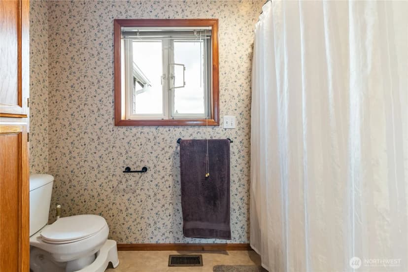Property photo for 1136 N Cascade Court, Lynden photo 28